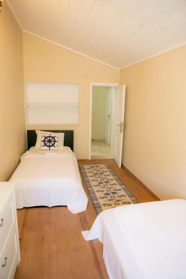 Annemin Harabesi Otel Çeşme Extérieur photo