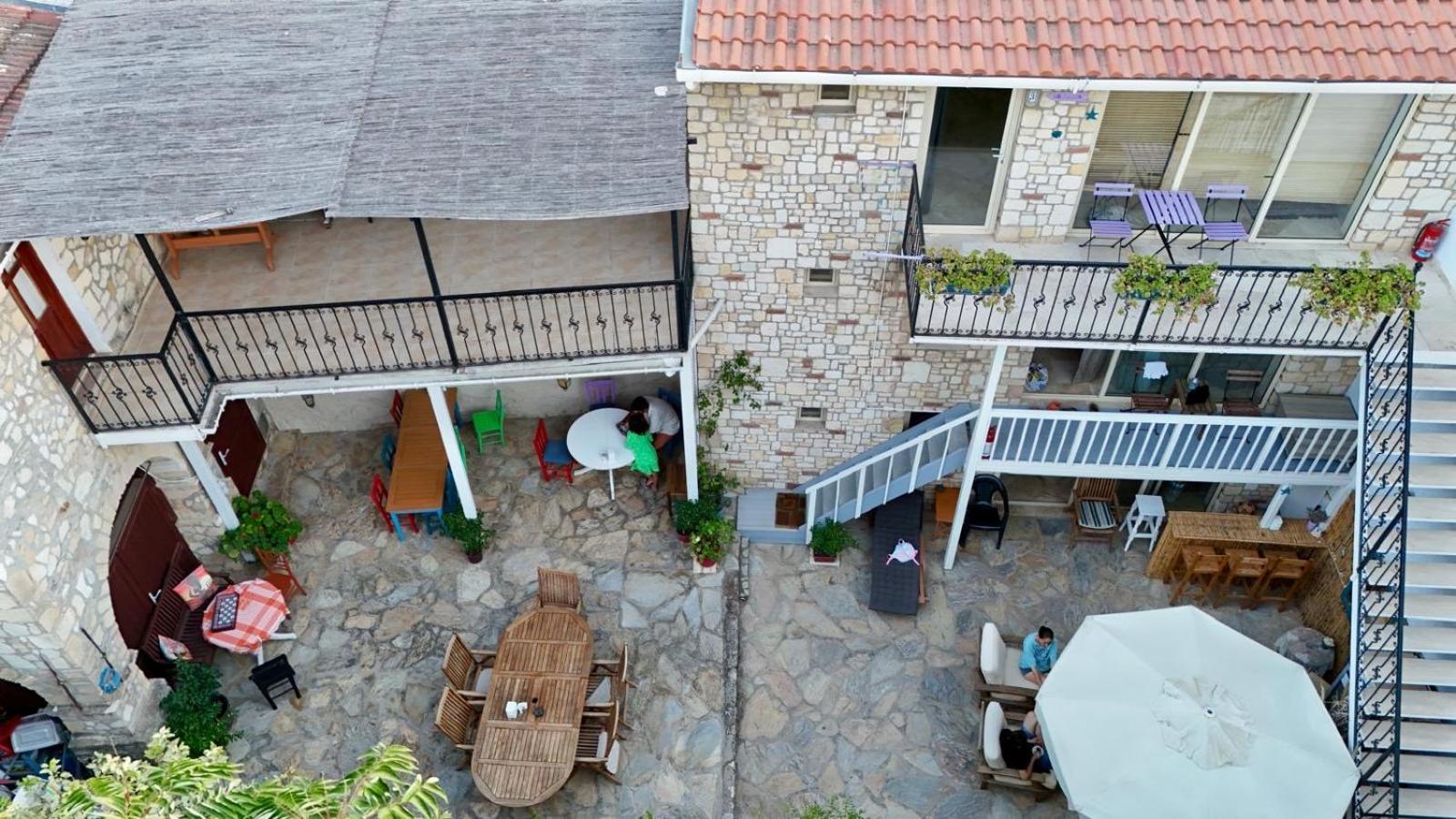 Annemin Harabesi Otel Çeşme Extérieur photo